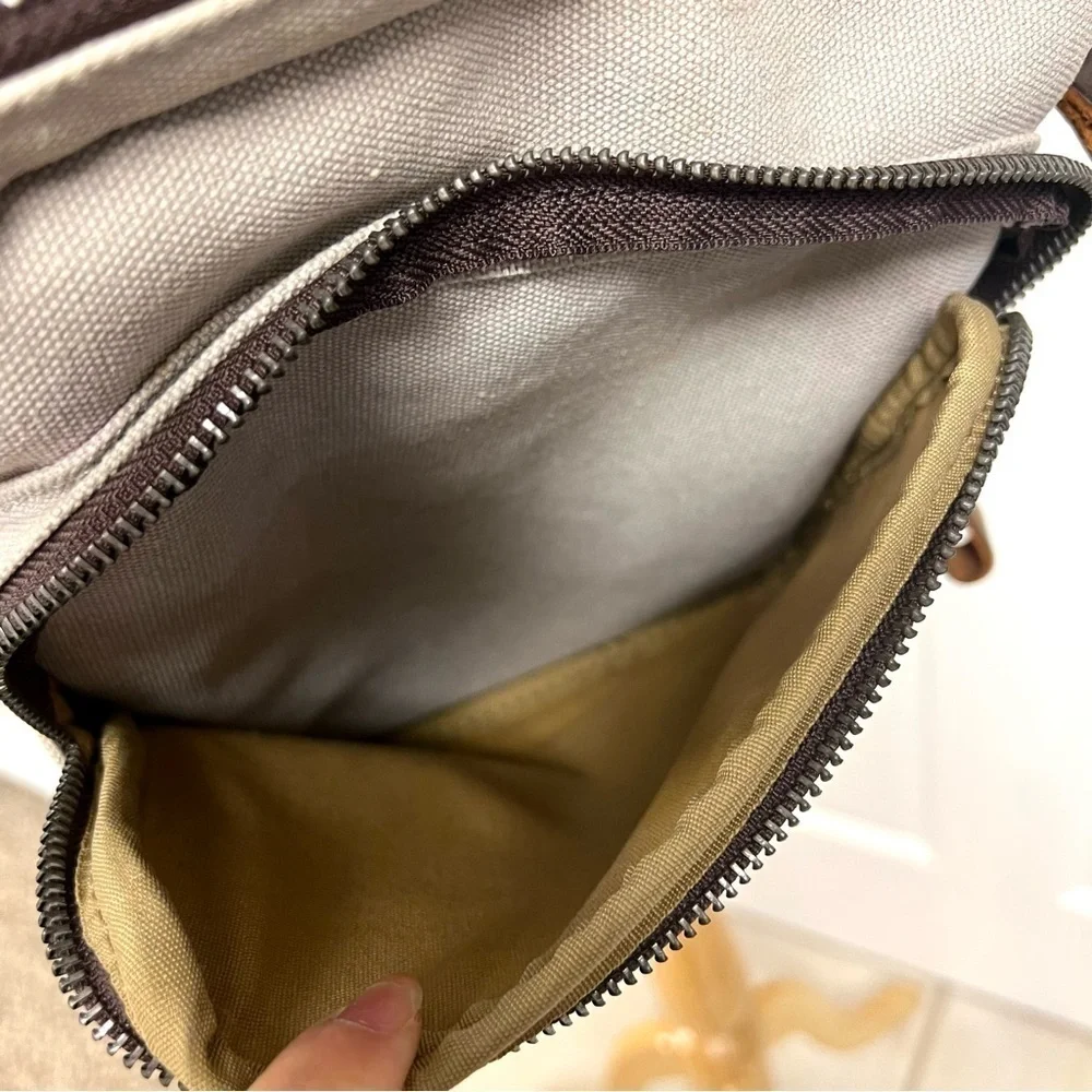 united leather this messenger